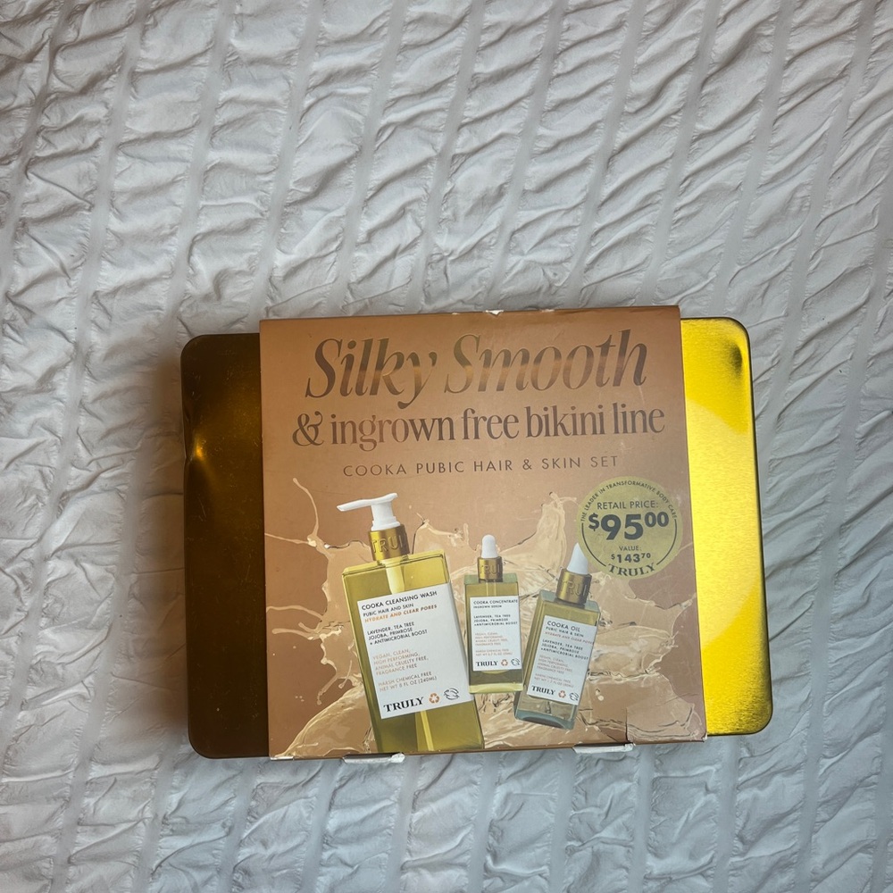 TRULY Gold Cooka Pubic Hair & Skin Set